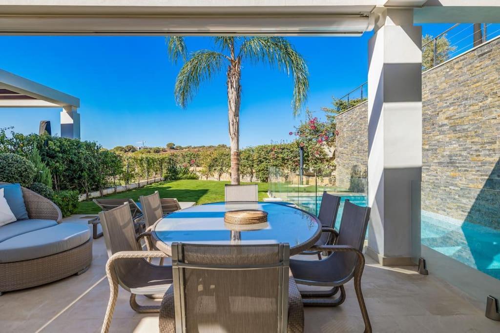 Brand New Luxury In Art Deco Style Marbella